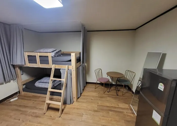 Able Guesthouse Hongdae 2